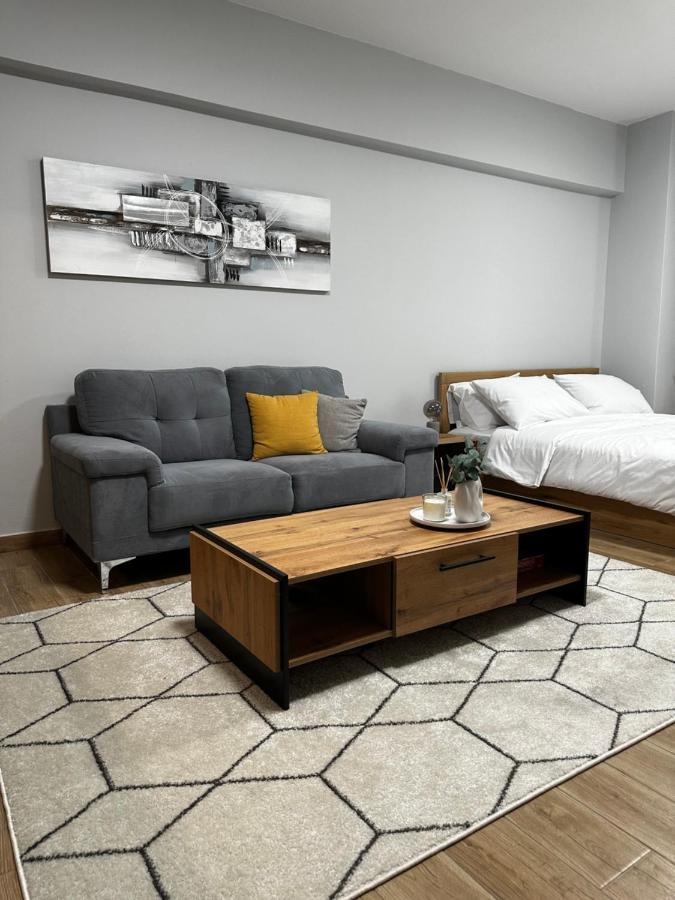 Jp Luxury Apartment In Citycenter Ксанті Екстер'єр фото