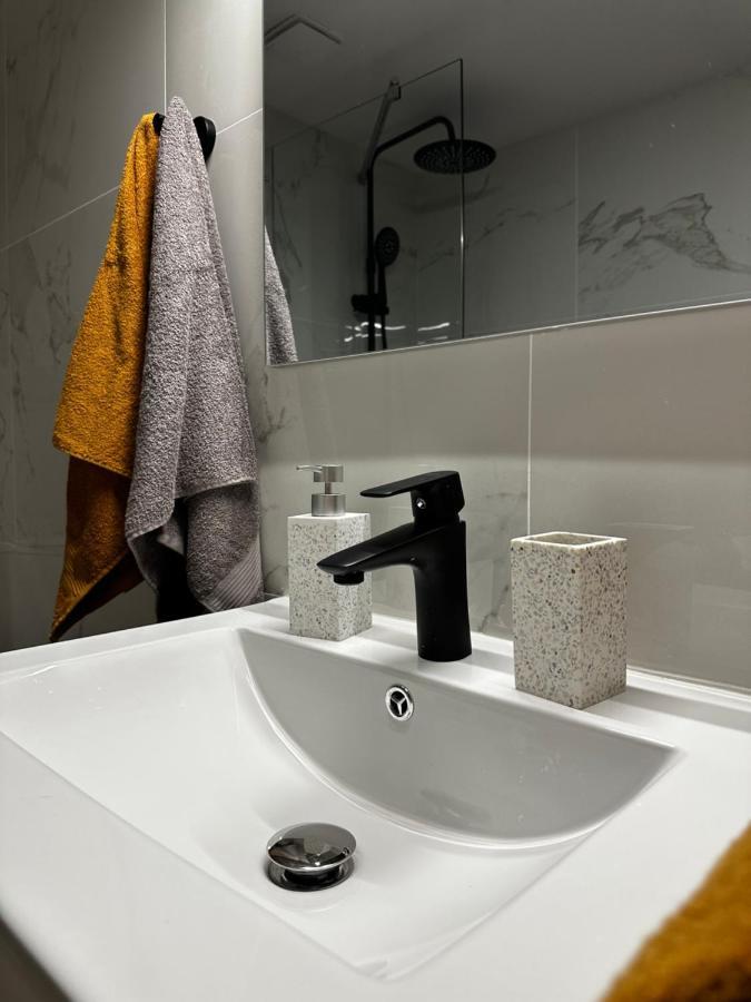 Jp Luxury Apartment In Citycenter Ксанті Екстер'єр фото
